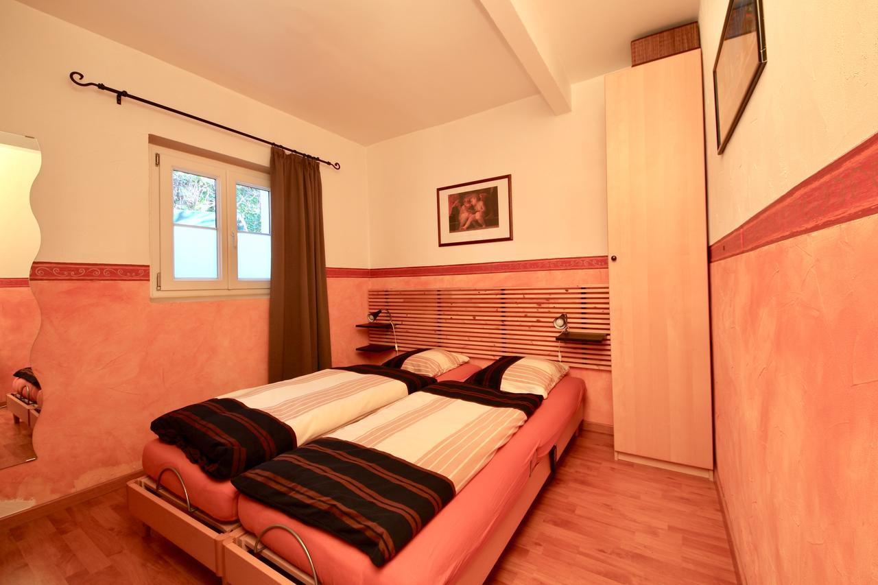 La Villa Du Parc Prades  Room photo